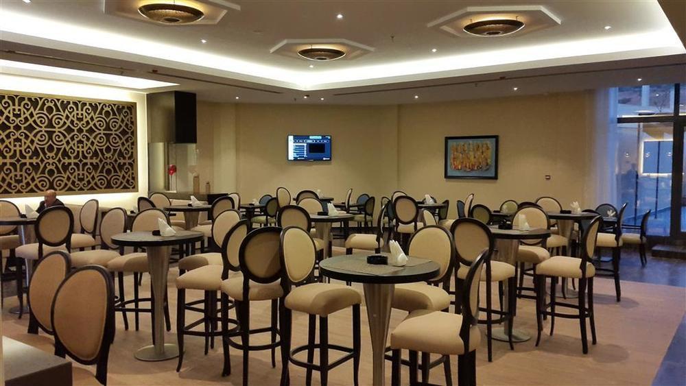 Royal Tulip Skikda Filfila Ristorante foto